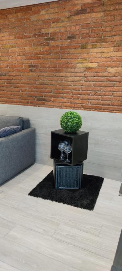 Barcelona,Apartamento Con Terraza Apartamento L'Hospitalet de Llobregat Exterior foto