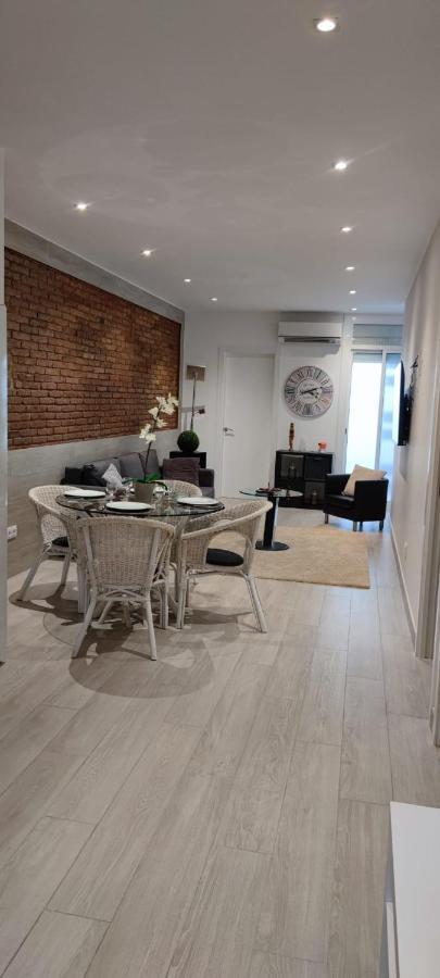 Barcelona,Apartamento Con Terraza Apartamento L'Hospitalet de Llobregat Exterior foto