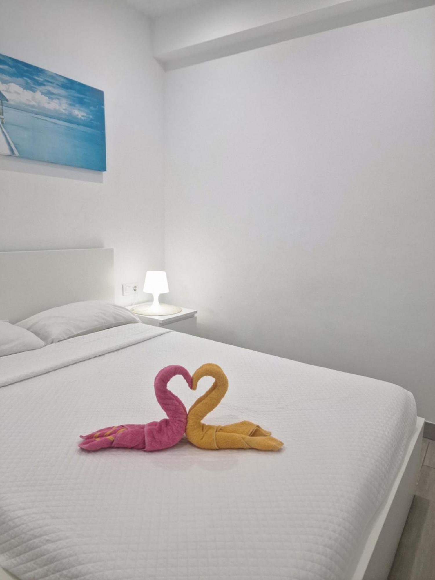 Barcelona,Apartamento Con Terraza Apartamento L'Hospitalet de Llobregat Exterior foto